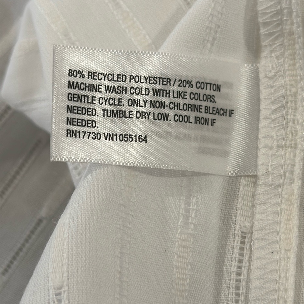 Universal Thread White Button-Front Blouse - Picture 7 of 12